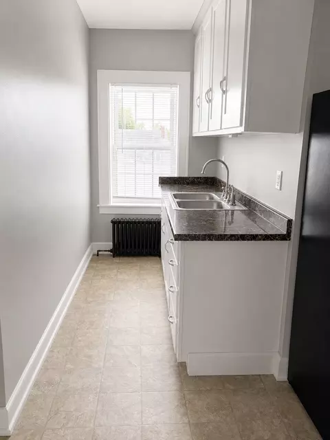 67 Stark St, Manchester, NH 03101