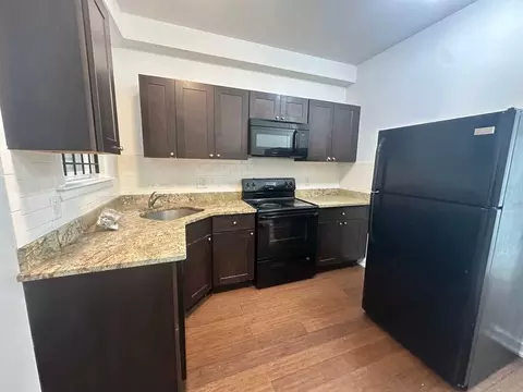 1515 W Seybert St, Philadelphia, PA 19121