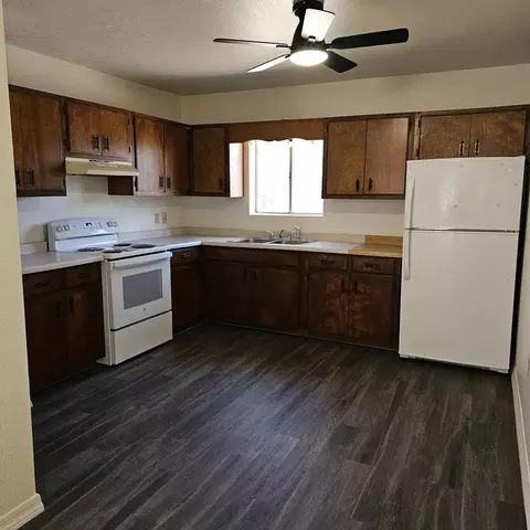 W Coffee Dr, Benson, AZ 85602