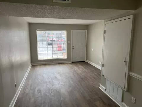 6601 Old Shell Rd, Mobile, AL 36608 photo 3