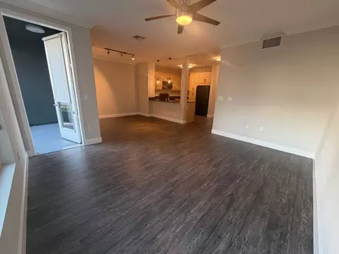 2100 E Katella Ave, Anaheim, CA 92806