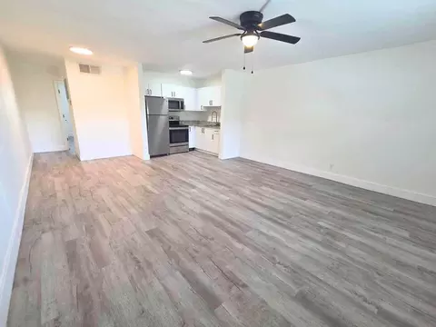 1300 NE 3rd St, Fort Lauderdale, FL 33301