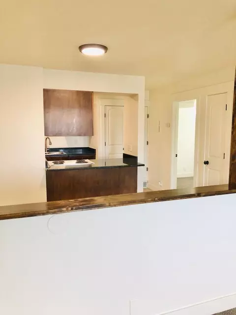 7108 S Highland Dr, Cottonwood Heights, UT 84121