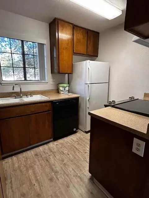 5858 Morgan Pl, Stockton, CA 95219
