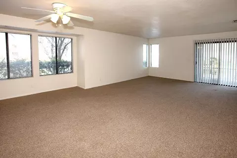 8200 Kroll Way, Bakersfield, CA 93311