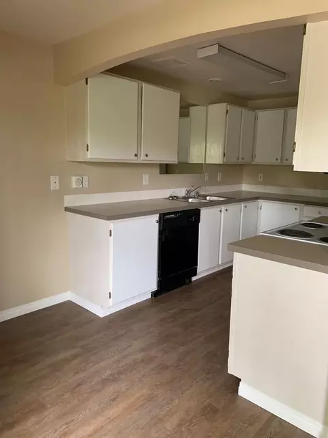 2405 N Cherry St, Spokane Valley, WA 99216