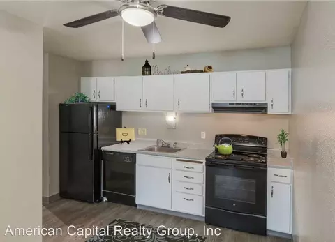 1129 Bennett Ave, Colorado Springs, CO 80909