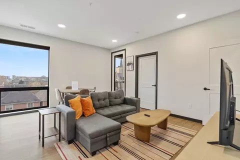 423 E Michigan St, Indianapolis, IN 46204