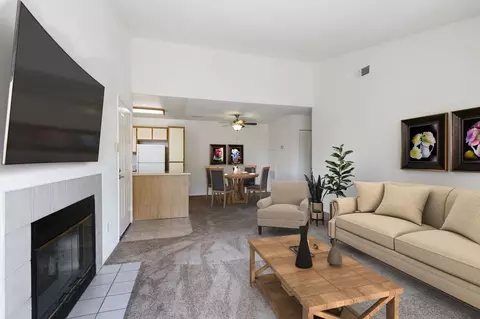 5350 N Brawley Ave, Fresno, CA 93722