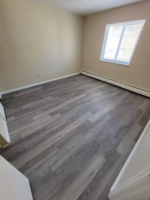 2457 Montana Ave, Cincinnati, OH 45211