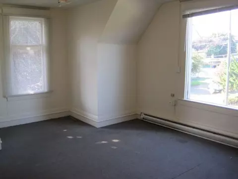 8116 8th Ave S, Seattle, WA 98108