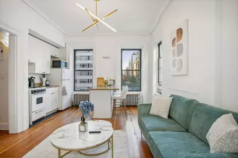 67 Wall St, New York, NY 10005