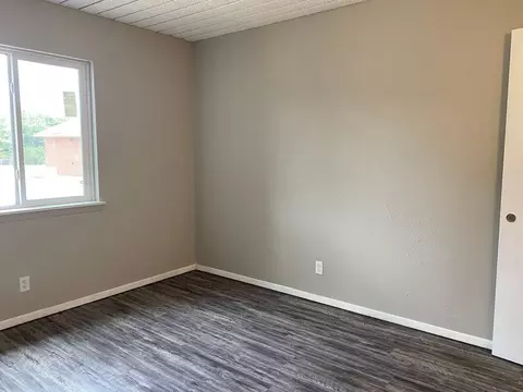 7625 E 21st St, Tulsa, OK 74129
