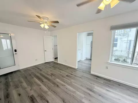 732 Ventura Pl, San Diego, CA 92109