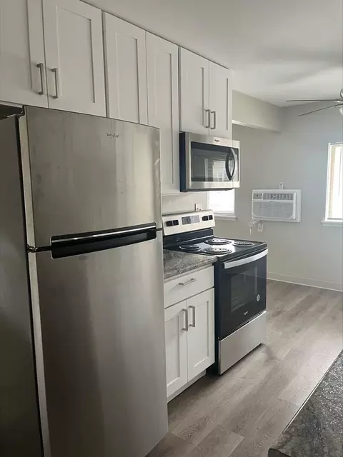 177 Thompson Ave E, West Saint Paul, MN 55118