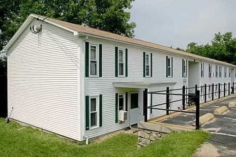 1 Vista Ln, Spencer, MA 01562