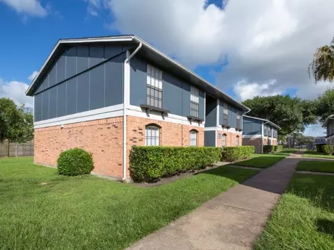 623 Barringer Ln, Webster, TX 77598 photo 26