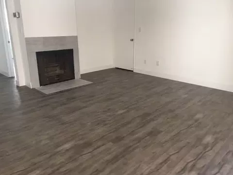 2204 S Beverly Glen Blvd, Los Angeles, CA 90064