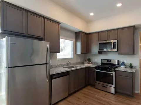 142 E 31st St, National City, CA 91950