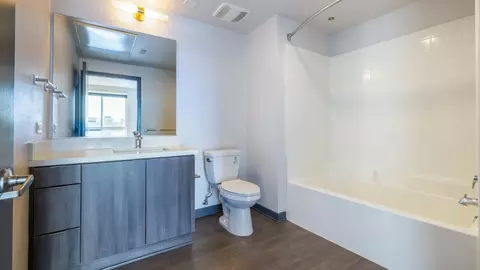 222 S Main St, Los Angeles, CA 90012 photo 16