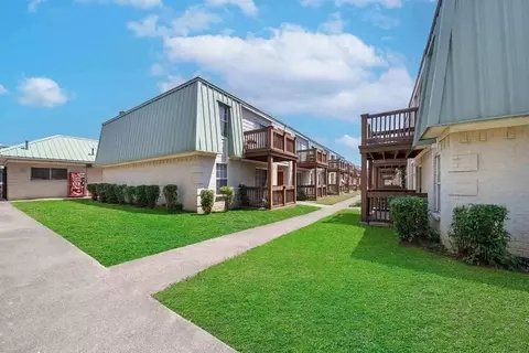 6520 Red Sierra Dr, Fort Worth, TX 76112 photo 12