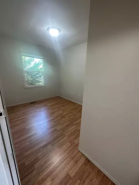 406 E Main St, Glasford, IL 61533