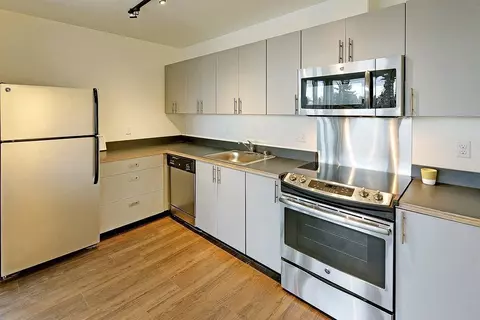 526 19th Ave E, Seattle, WA 98112 photo 4