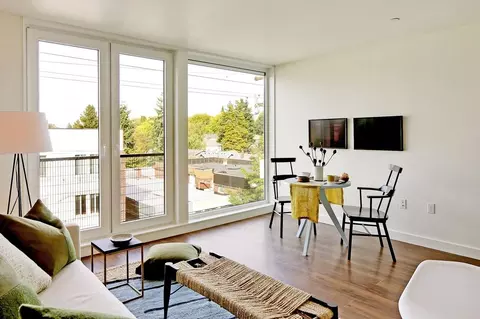 526 19th Ave E, Seattle, WA 98112 photo 9