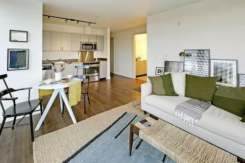 526 19th Ave E, Seattle, WA 98112 photo 3