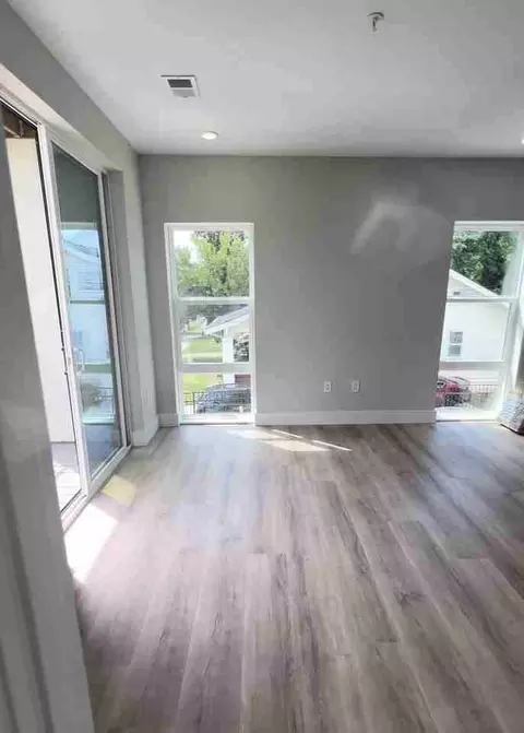2385 Rhode Island Ave NE, Washington, DC 20018