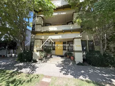 704 20th St, Sacramento, CA 95811