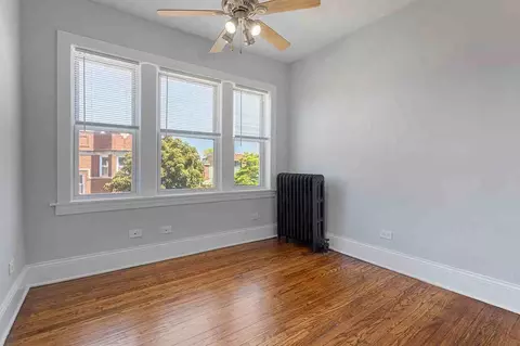 7736 N Ashland Ave, Chicago, IL 60626 photo 10