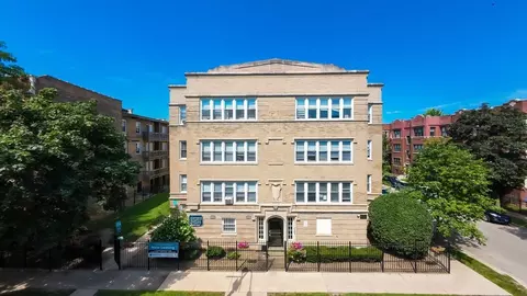 7736 N Ashland Ave, Chicago, IL 60626 photo 1
