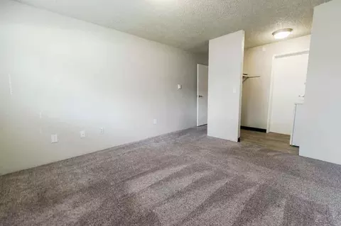 1020 W Casino Rd, Everett, WA 98204 photo 9