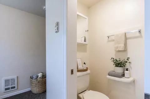 4309 7th Ave NE, Seattle, WA 98105 photo 9