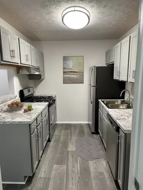 200 Summit Lake Dr, Stone Mountain, GA 30083 photo 13