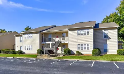 200 Summit Lake Dr, Stone Mountain, GA 30083 photo 14