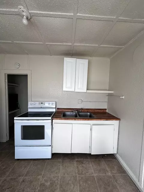 4070 Railroad Ave, Redding, CA 96001 photo 14