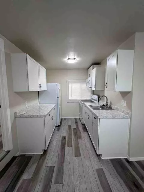 4070 Railroad Ave, Redding, CA 96001 photo 5