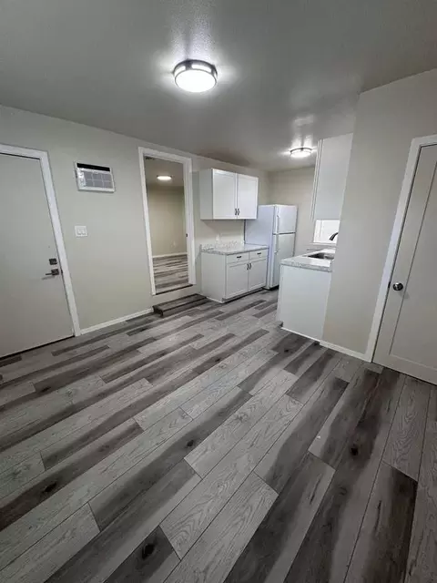 4070 Railroad Ave, Redding, CA 96001 photo 2