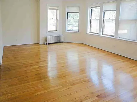 2542 W Summerdale Ave, Chicago, IL 60625