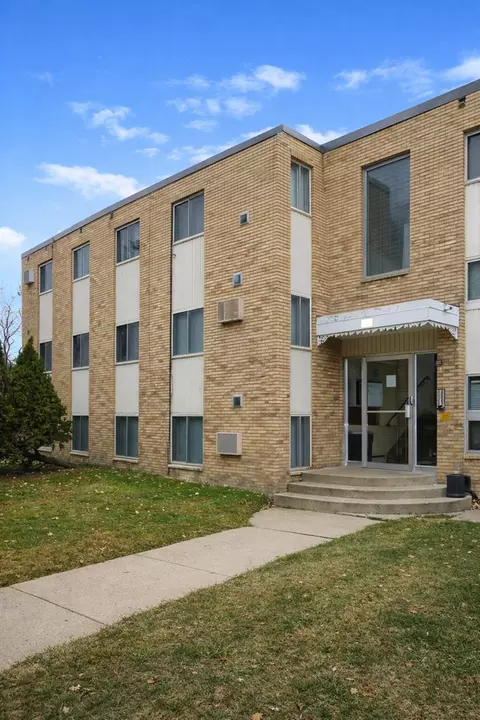 401 4th St SE, Minneapolis, MN 55414