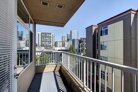 136 102nd Ave SE, Bellevue, WA 98004 photo 10