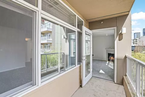 136 102nd Ave SE, Bellevue, WA 98004 photo 24