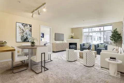136 102nd Ave SE, Bellevue, WA 98004 photo 16