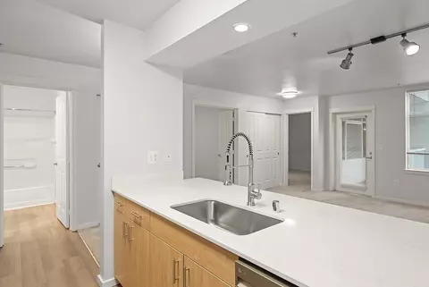 136 102nd Ave SE, Bellevue, WA 98004 photo 20