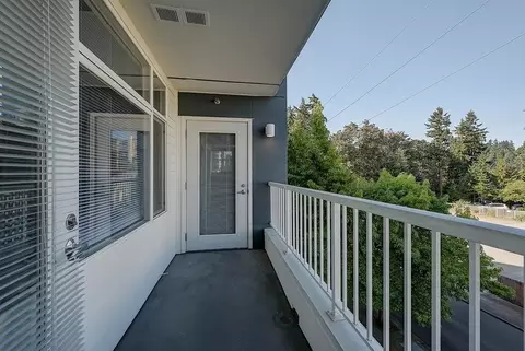 136 102nd Ave SE, Bellevue, WA 98004 photo 14
