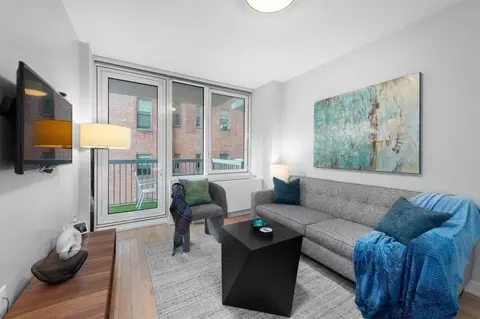 141 E 33rd St, New York, NY 10016