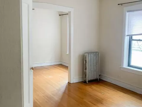 630 W Arlington Pl, Chicago, IL 60614