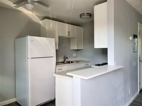 940 N San Joaquin St, Stockton, CA 95202